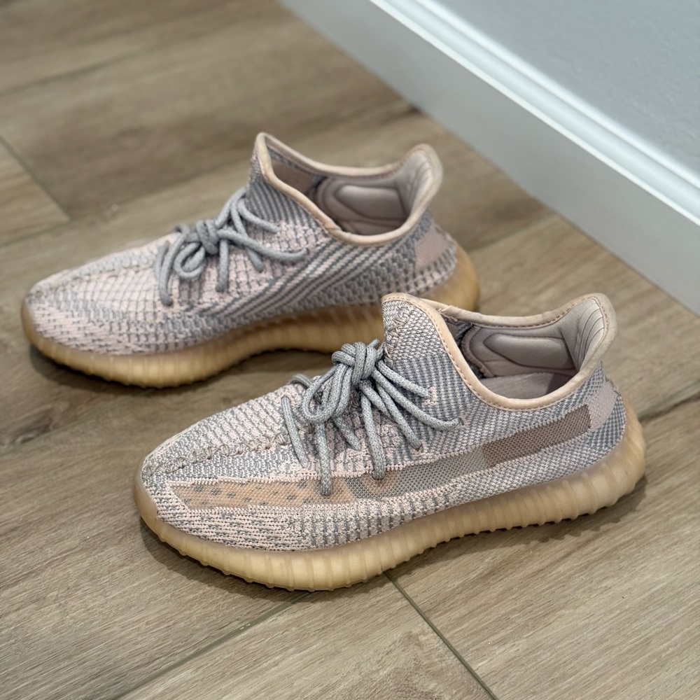 Yeezy 350 V2 Synth Reflective unisex men size 7